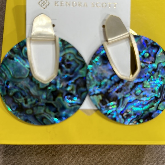 kendra Scott Diane gold plated over brass Abalone Shell statement Earrings - Picture 11 of 12